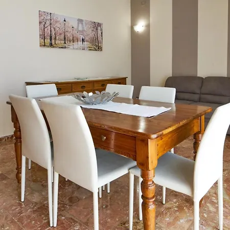 Lägenhet Cinzia's Desenzano del Garda
